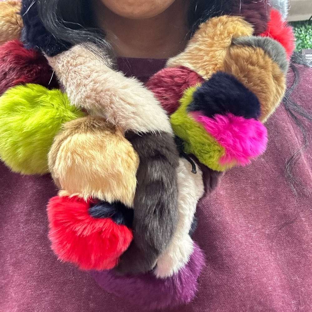 Colorful Rabbit Fur Scarf - Picture 4 of 8